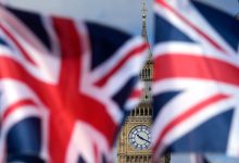 Фото - Британия начала взимать комиссию за обслуживание российских замороженных счетов