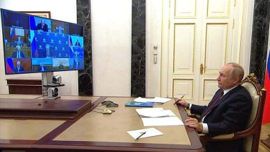 Фото - Министры Мантуров и Решетников остались без света на совещании с Путиным
